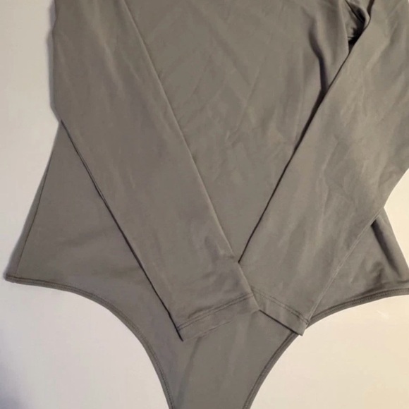 Abercrombie & Fitch Long Sleeve Bodysuit, Large , Modal -Blend NWT Sage Grn . - Picture 3 of 6